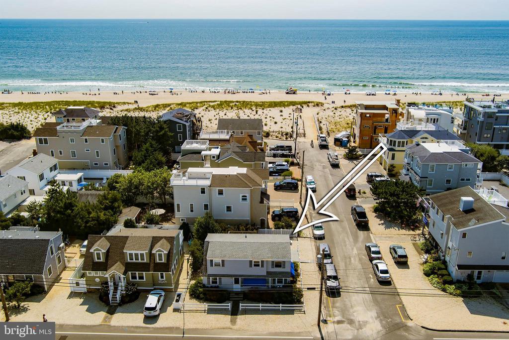 1701 N ATLANTIC