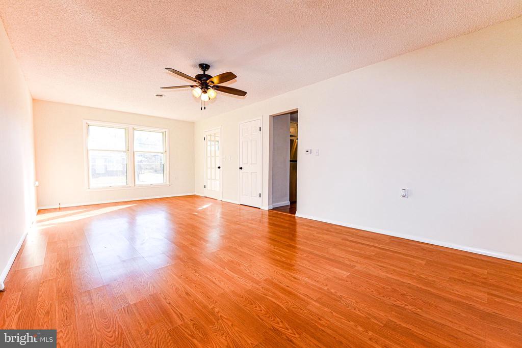 18B ACORN ROAD
