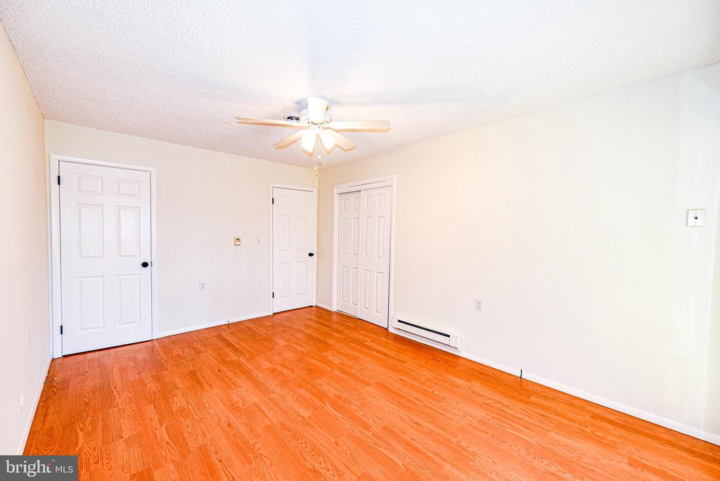 18B ACORN ROAD