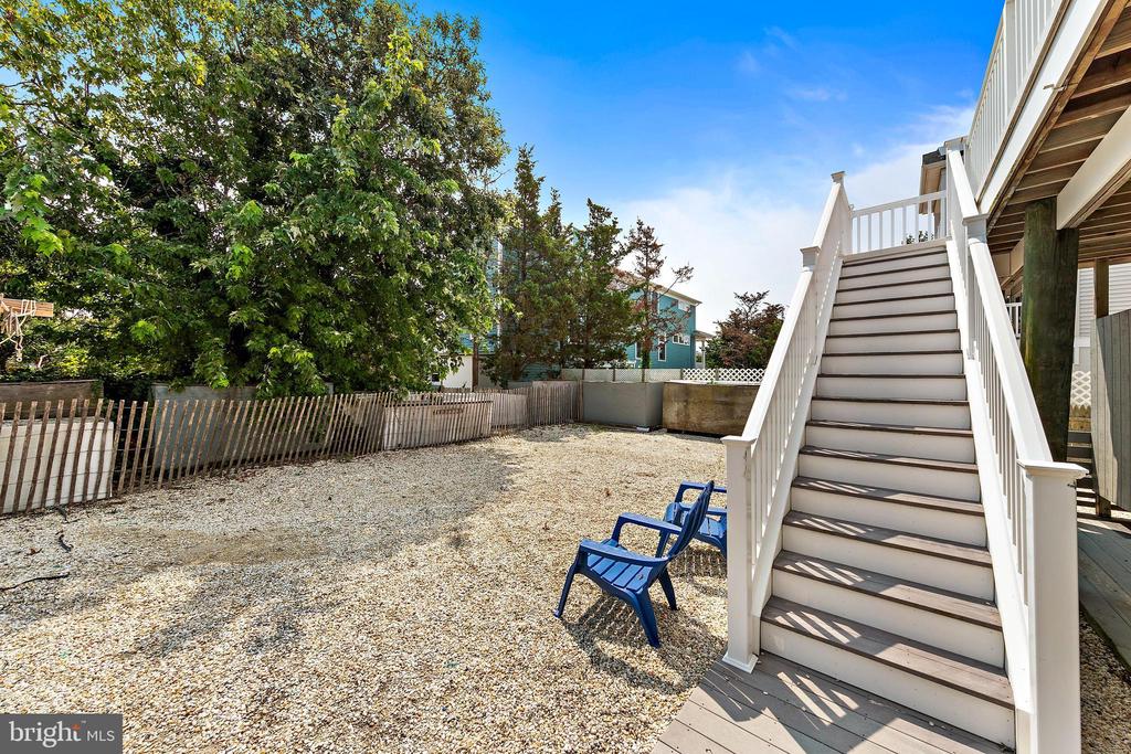 2506 CENTRAL AVENUE
