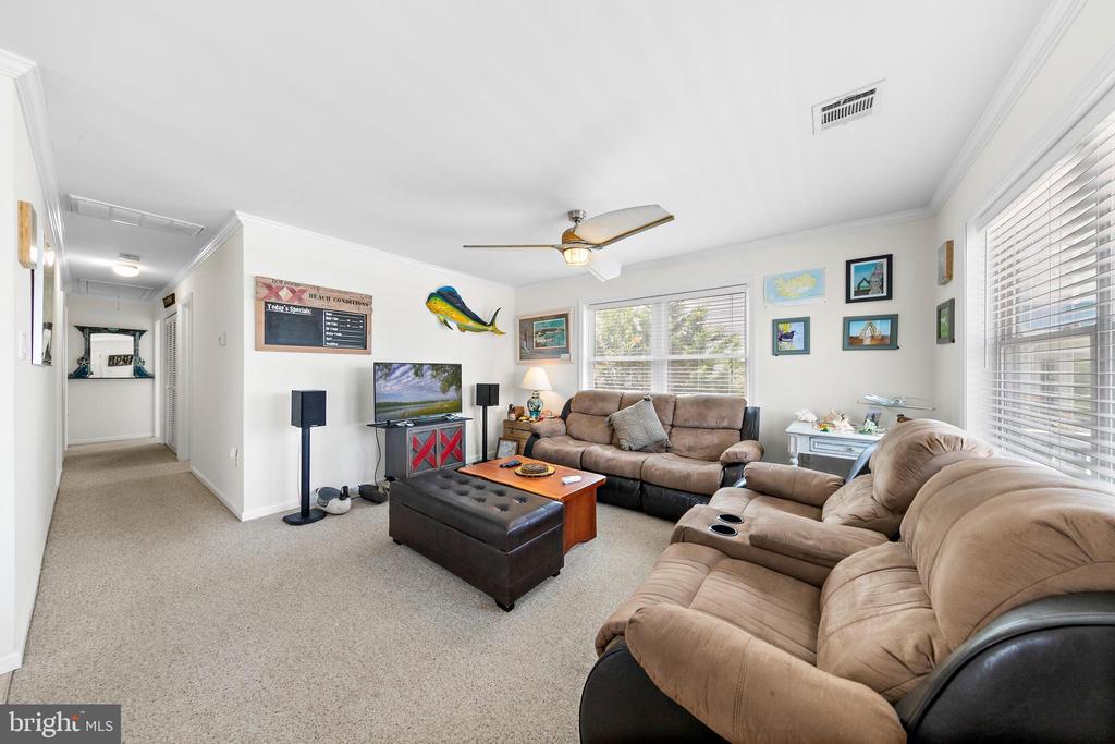 2506 CENTRAL AVENUE
