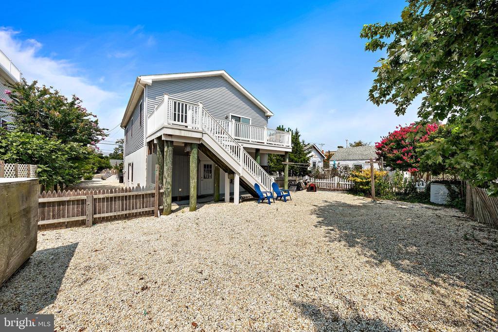 2506 CENTRAL AVENUE