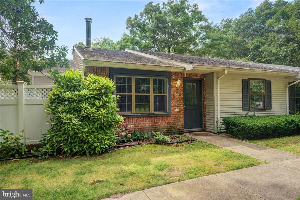 23 DRIFTWOOD DRIVE