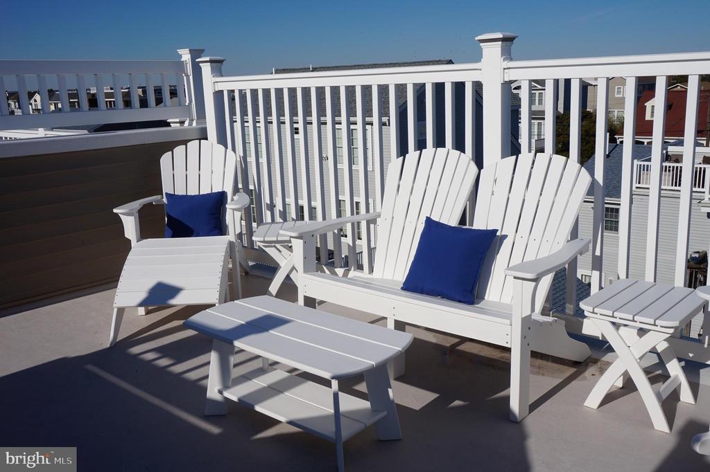 3 W KIRKLAND AVENUE Unit: 3