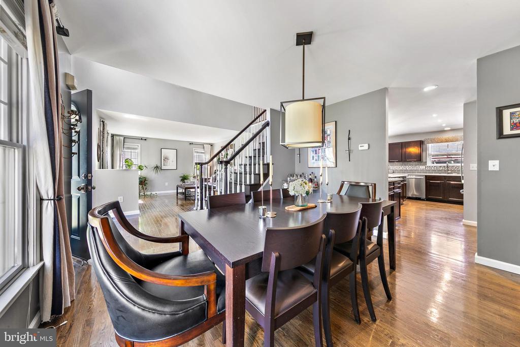 391 CHESTNUT DRIVE