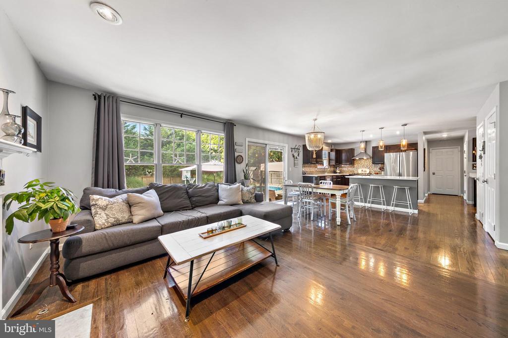 391 CHESTNUT DRIVE