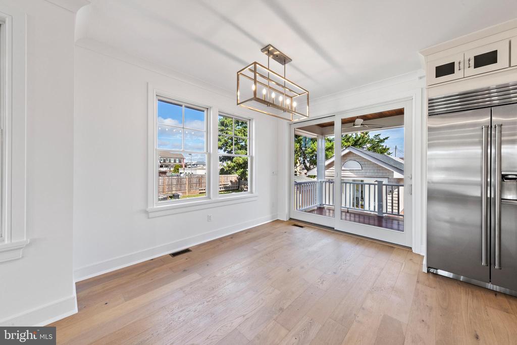 215 AMBER STREET