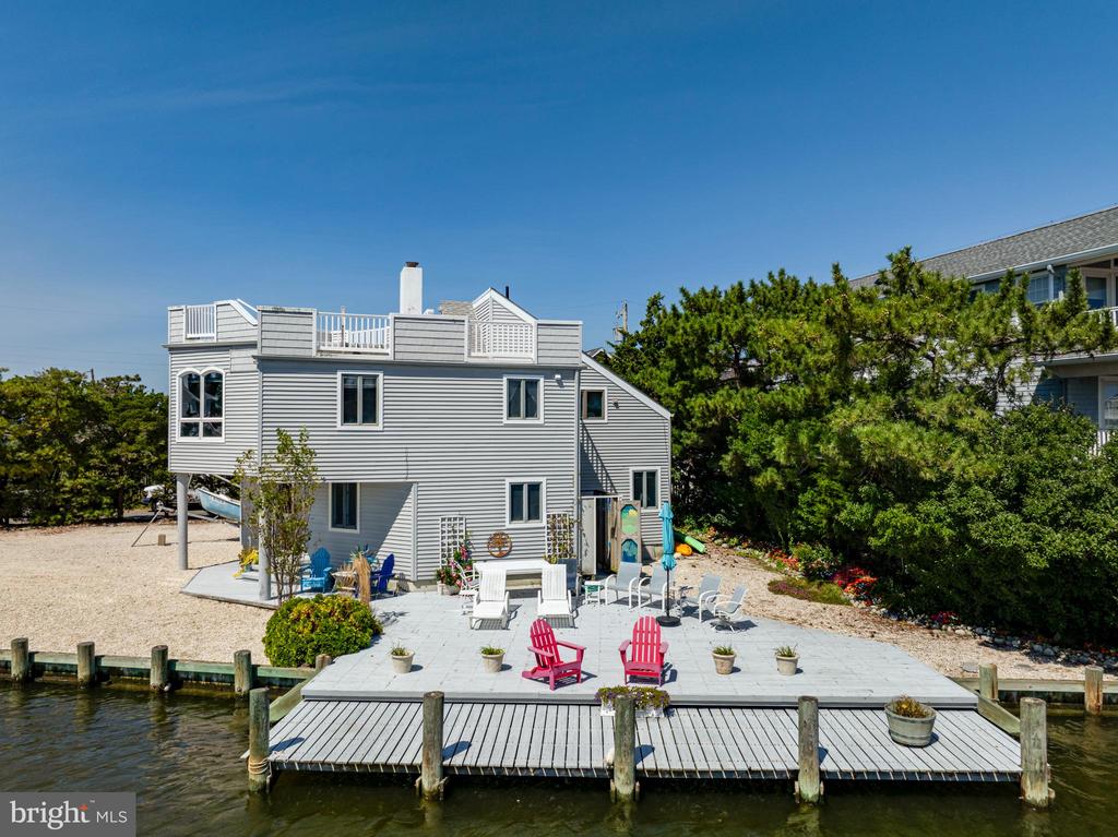 8201 BAY TERRACE