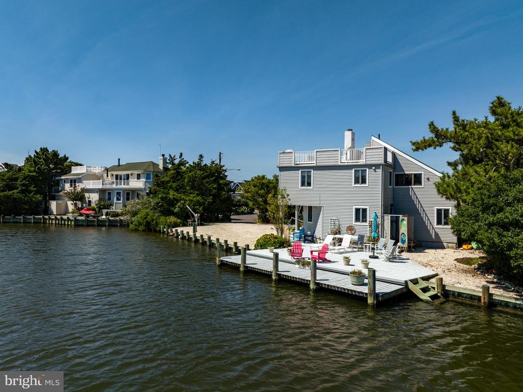 8201 BAY TERRACE