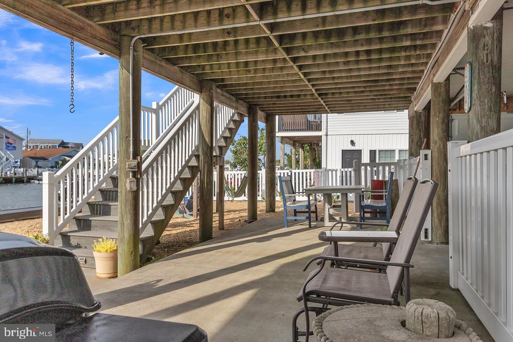 128 SAIL DRIVE E