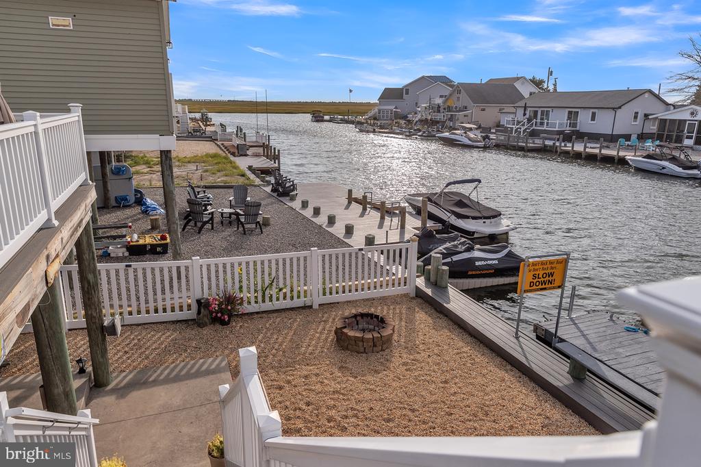 128 SAIL DRIVE E