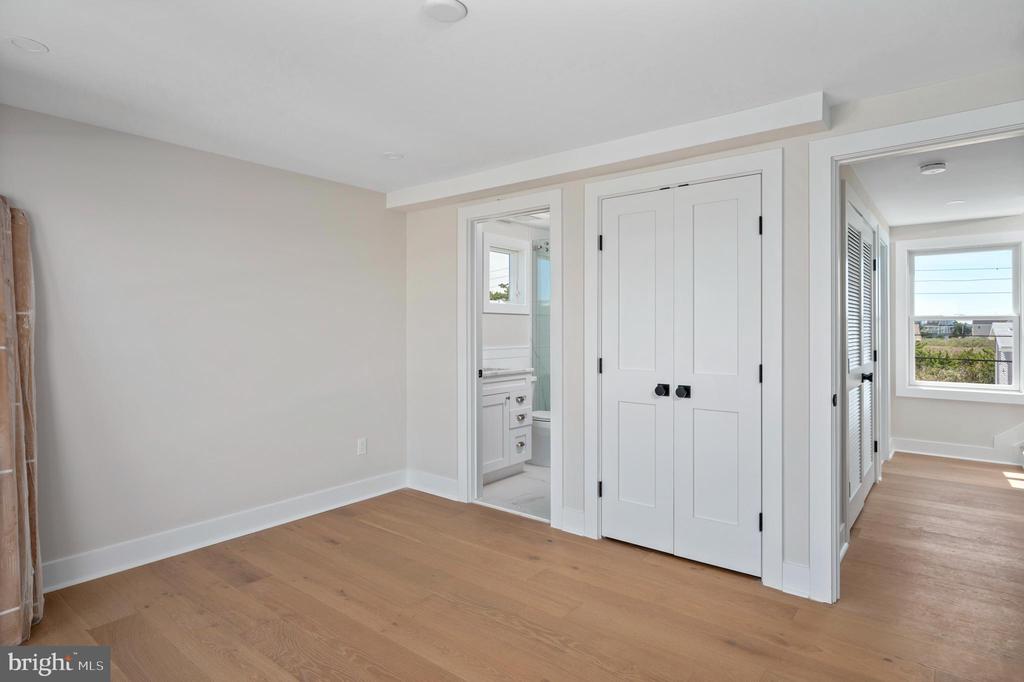 83 W TEBCO TERRACE Unit: A