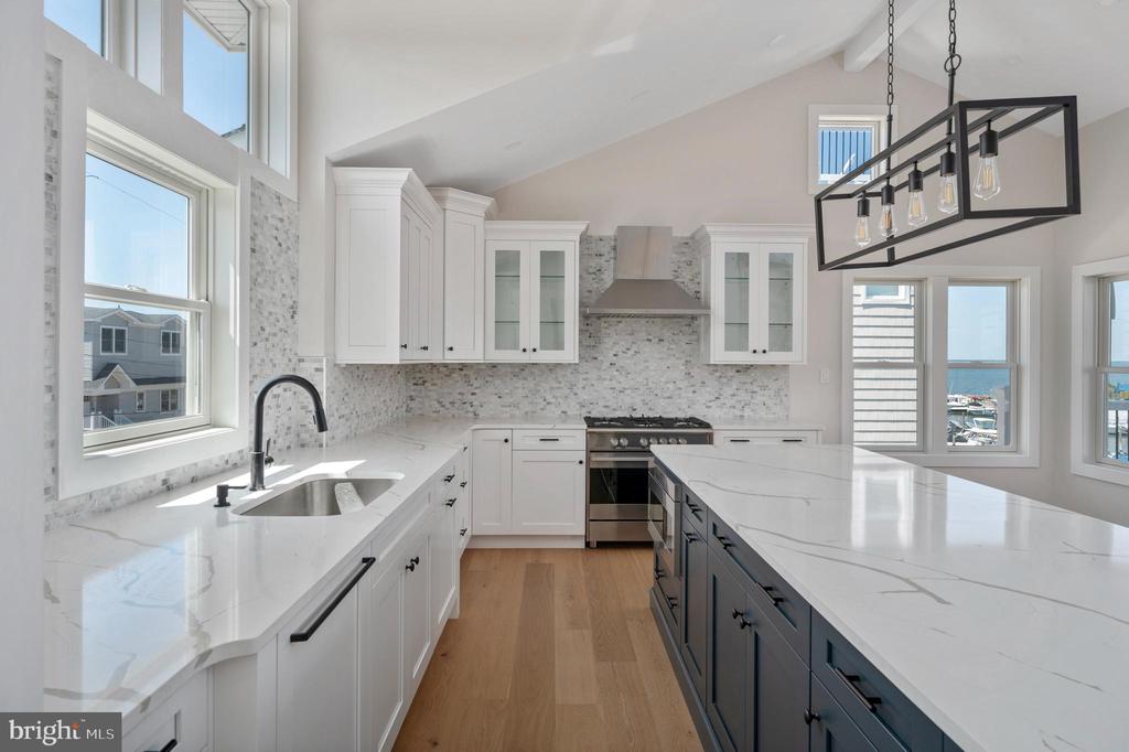 83 W TEBCO TERRACE Unit: A