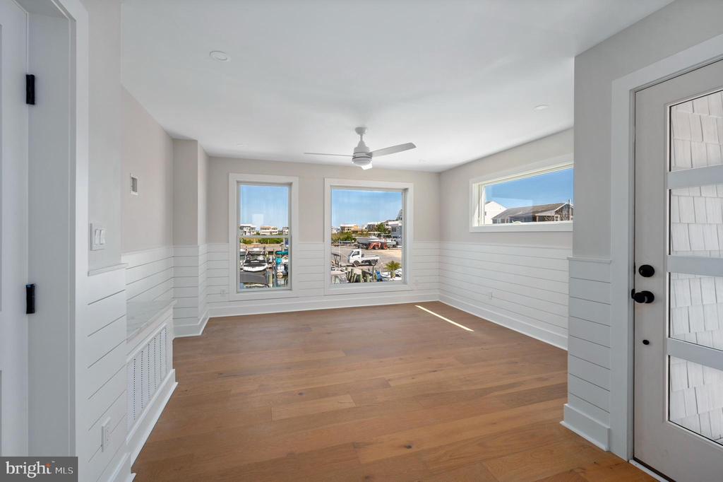 83 W TEBCO TERRACE Unit: A