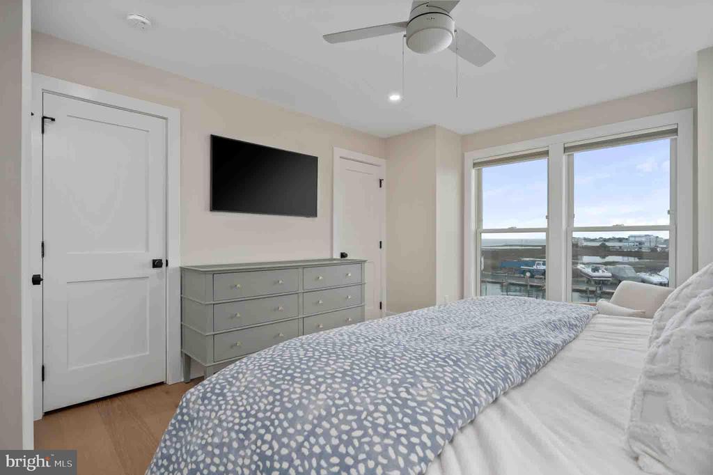 83 W TEBCO TERRACE Unit: A