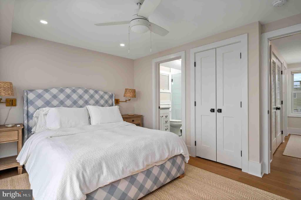 83 W TEBCO TERRACE Unit: A