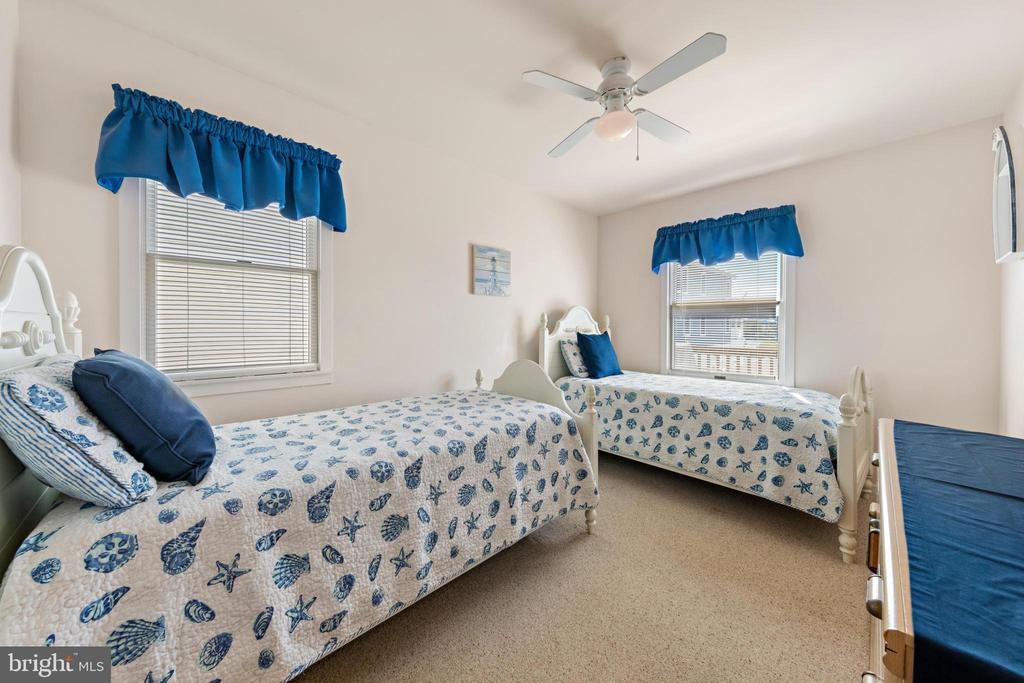 250 W 18TH STREET