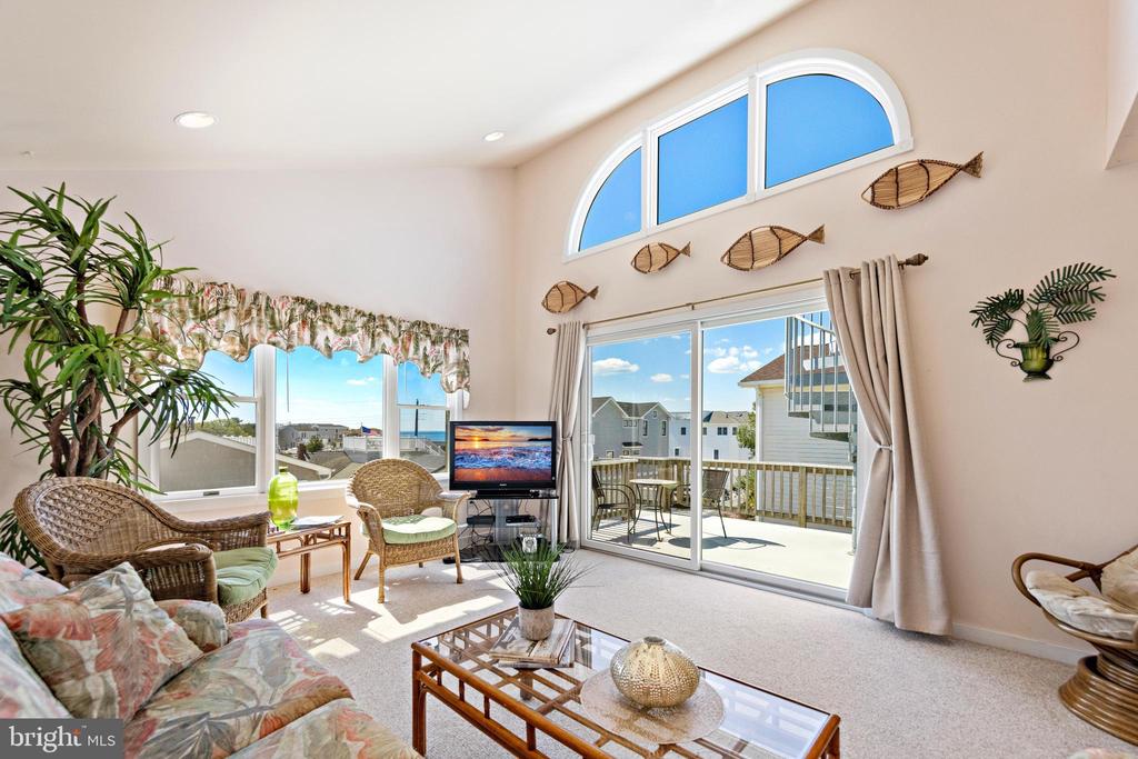 250 W 18TH STREET