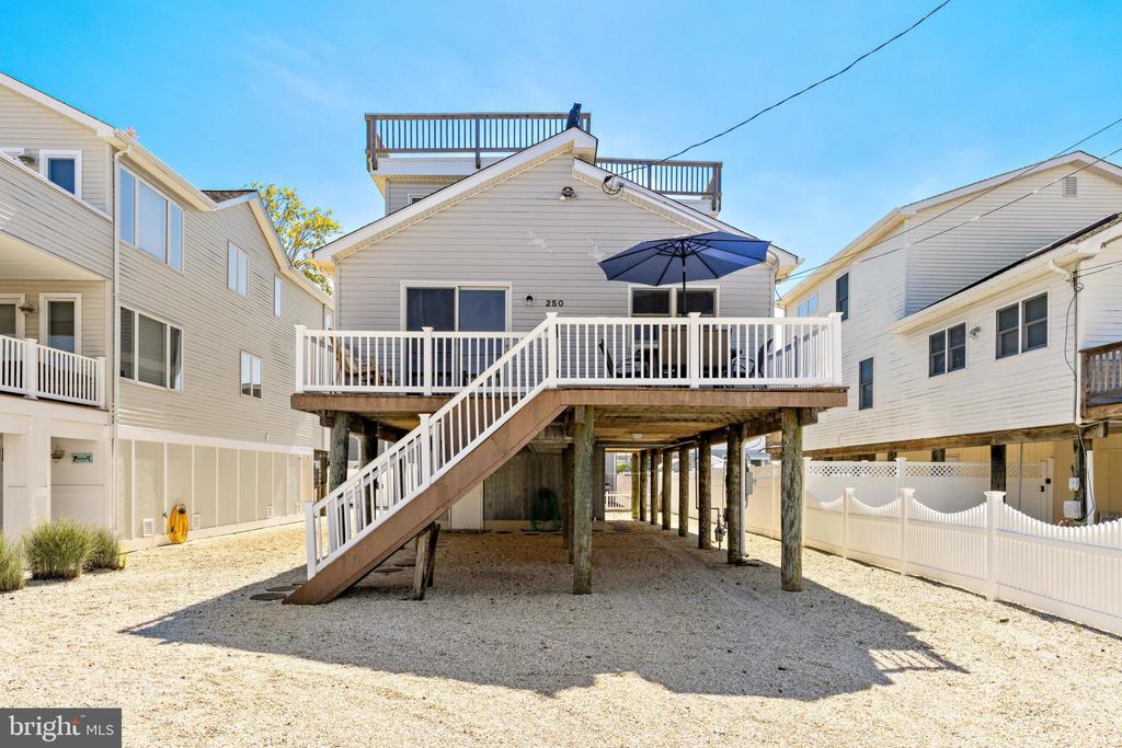 250 W 18TH STREET