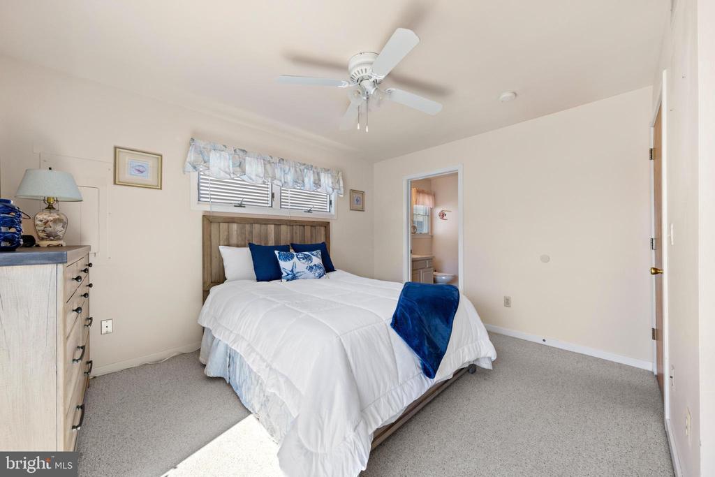 250 W 18TH STREET