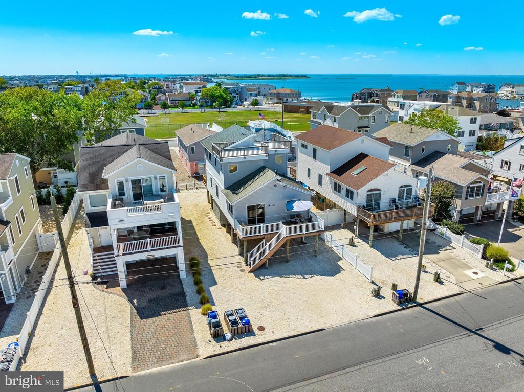 250 W 18TH STREET