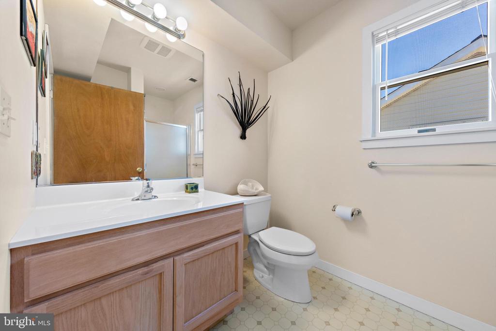 250 W 18TH STREET