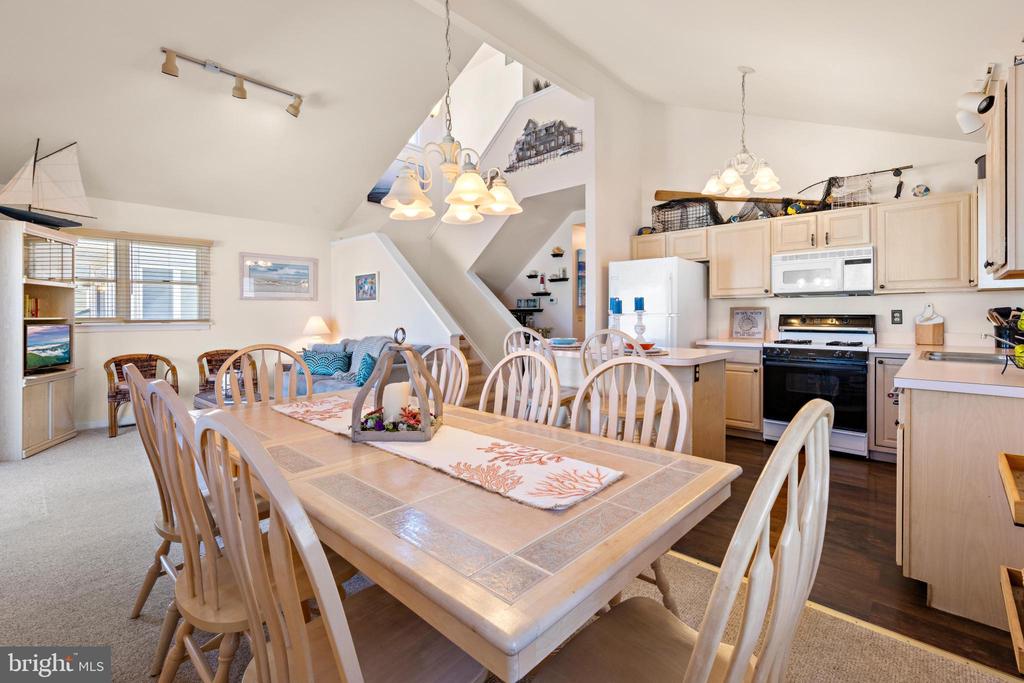 250 W 18TH STREET