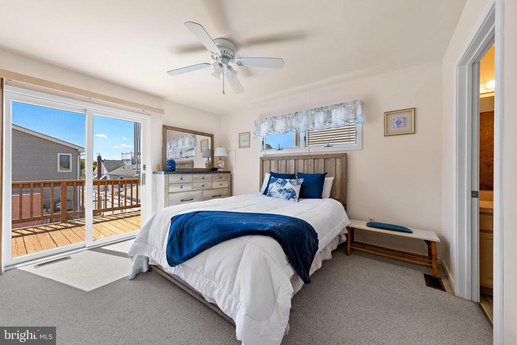 250 W 18TH STREET