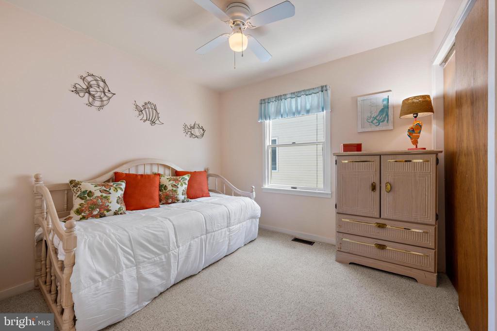 250 W 18TH STREET