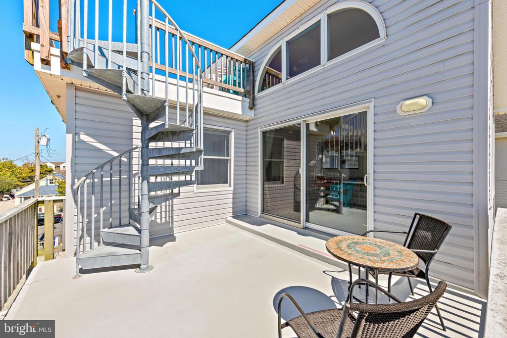 250 W 18TH STREET
