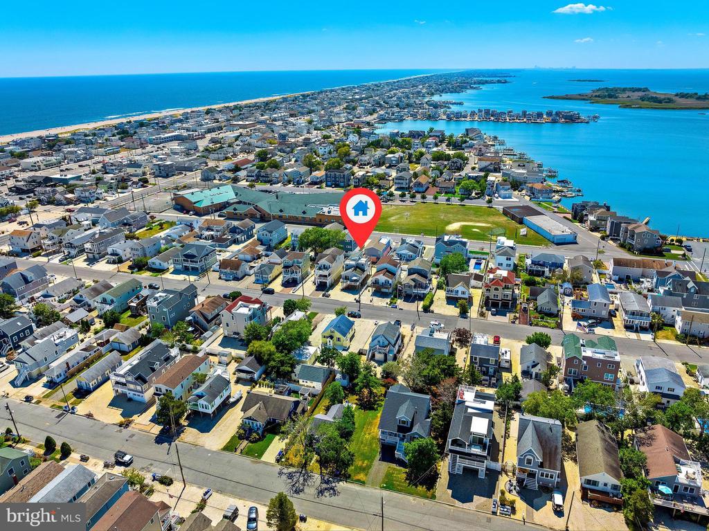 250 W 18TH STREET