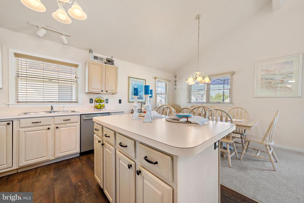 250 W 18TH STREET