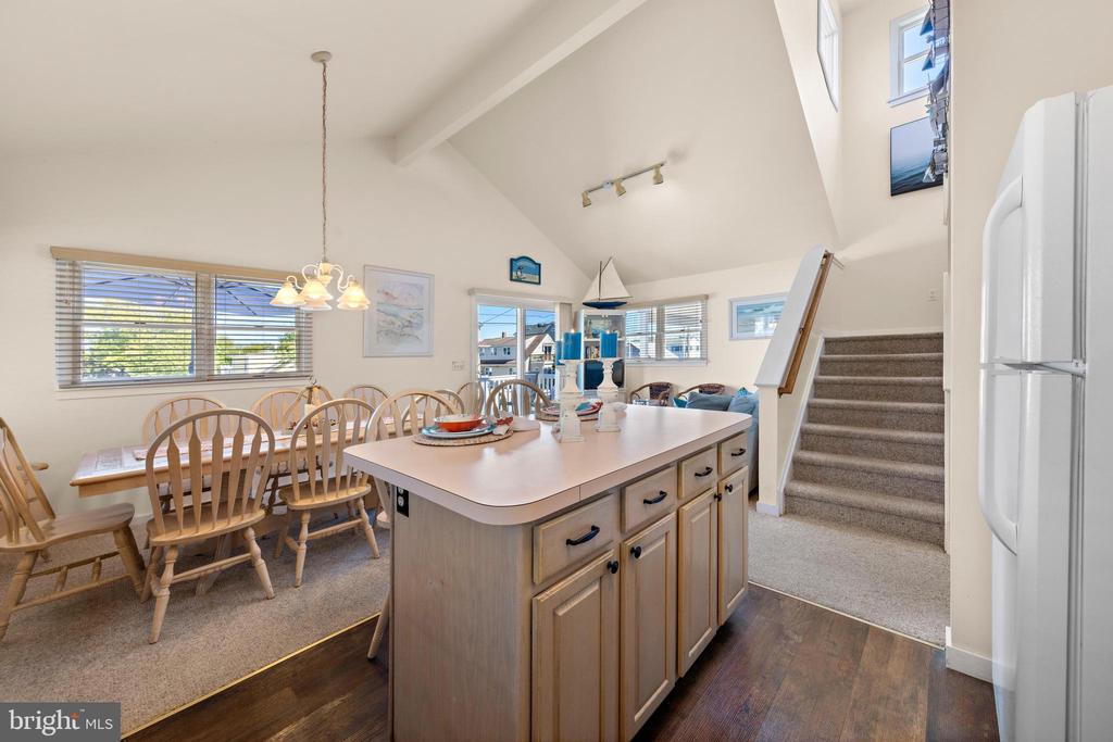 250 W 18TH STREET