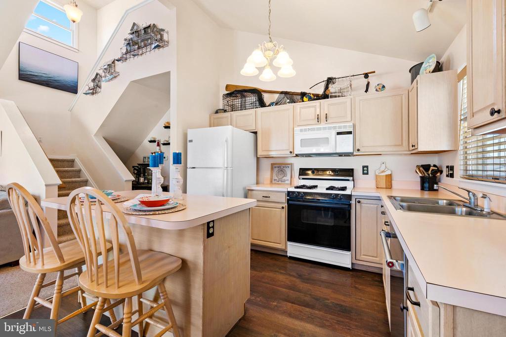 250 W 18TH STREET