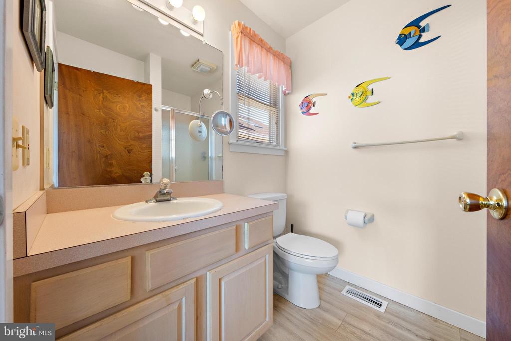 250 W 18TH STREET