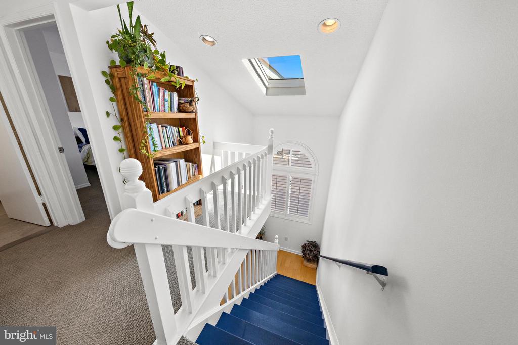 100 S WEST AVENUE Unit: 3
