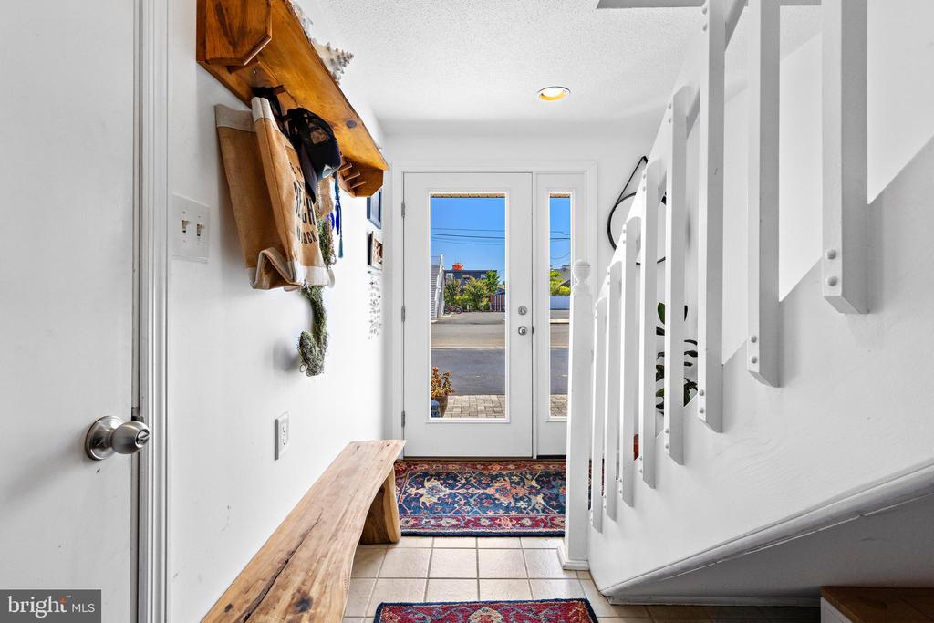 100 S WEST AVENUE Unit: 3