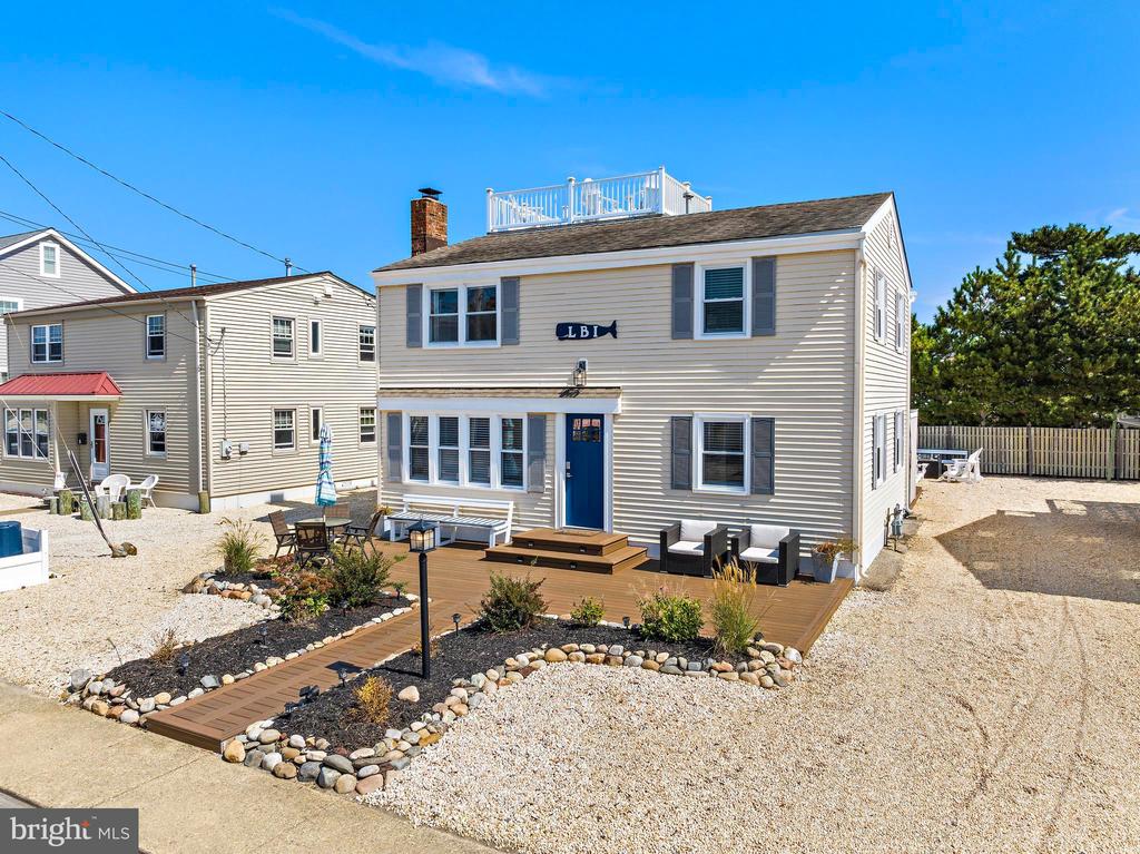 5 ALEXIS PLACE
