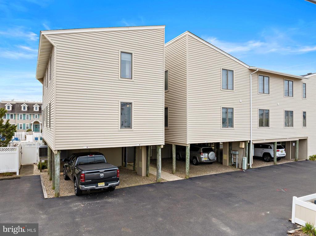 3601 LONG BEACH BOULEVARD Unit: 12