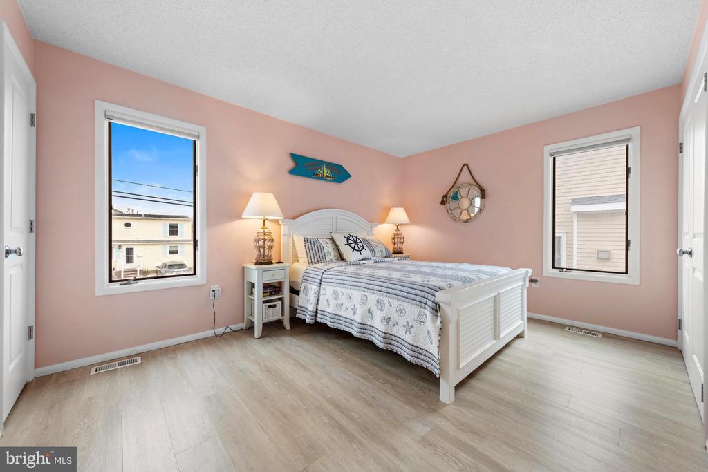 3601 LONG BEACH BOULEVARD Unit: 12