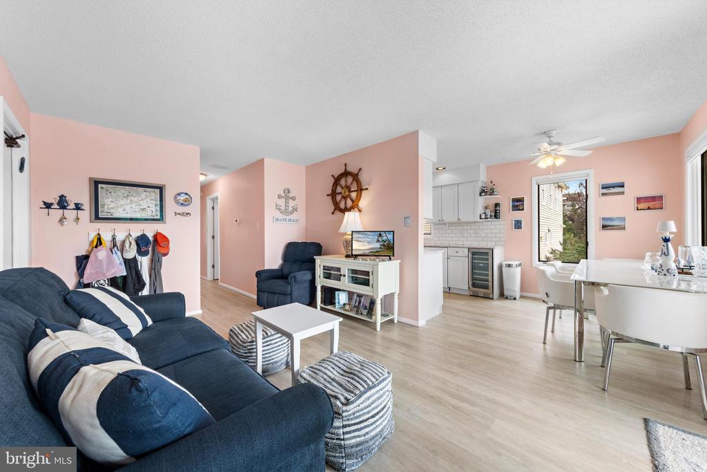 3601 LONG BEACH BOULEVARD Unit: 12