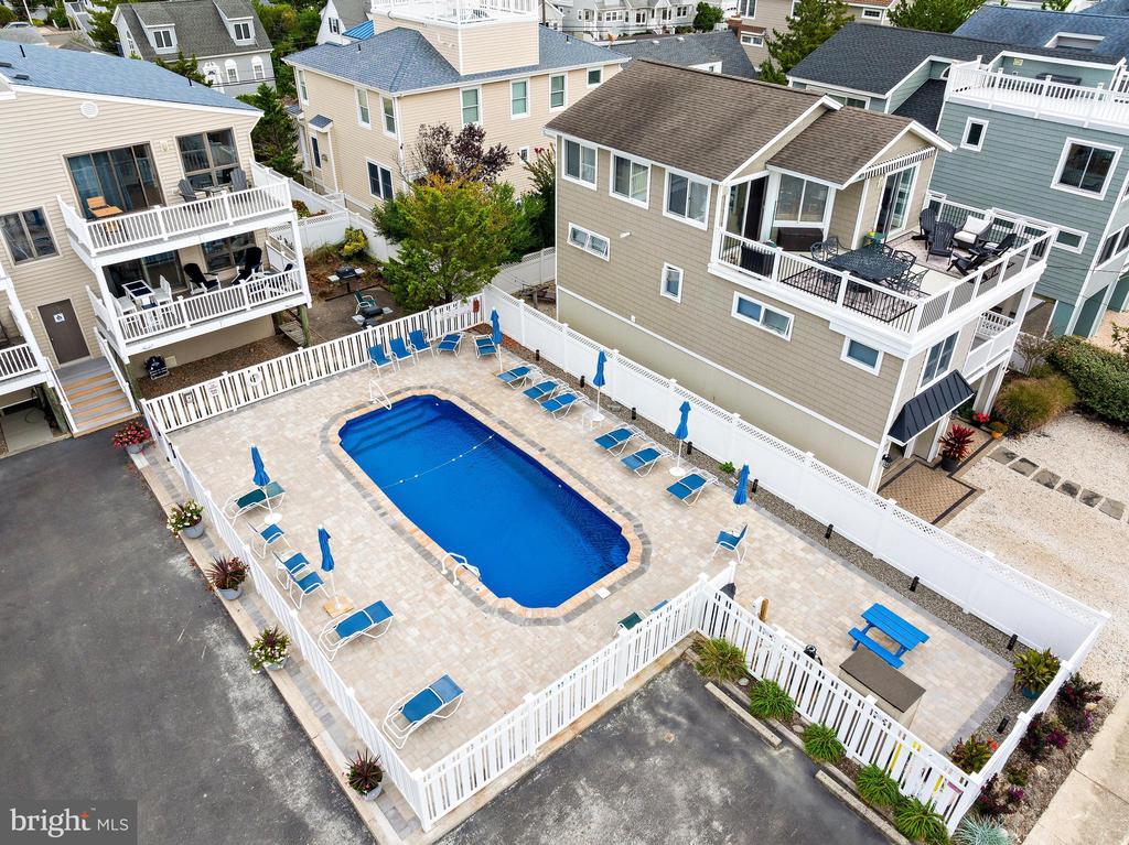 3601 LONG BEACH BOULEVARD Unit: 12