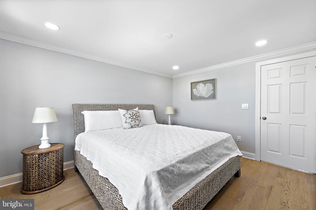 310 S WEST AVENUE Unit: 3K