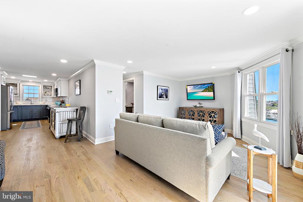 310 S WEST AVENUE Unit: 3K