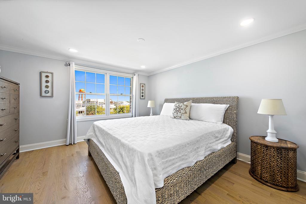 310 S WEST AVENUE Unit: 3K