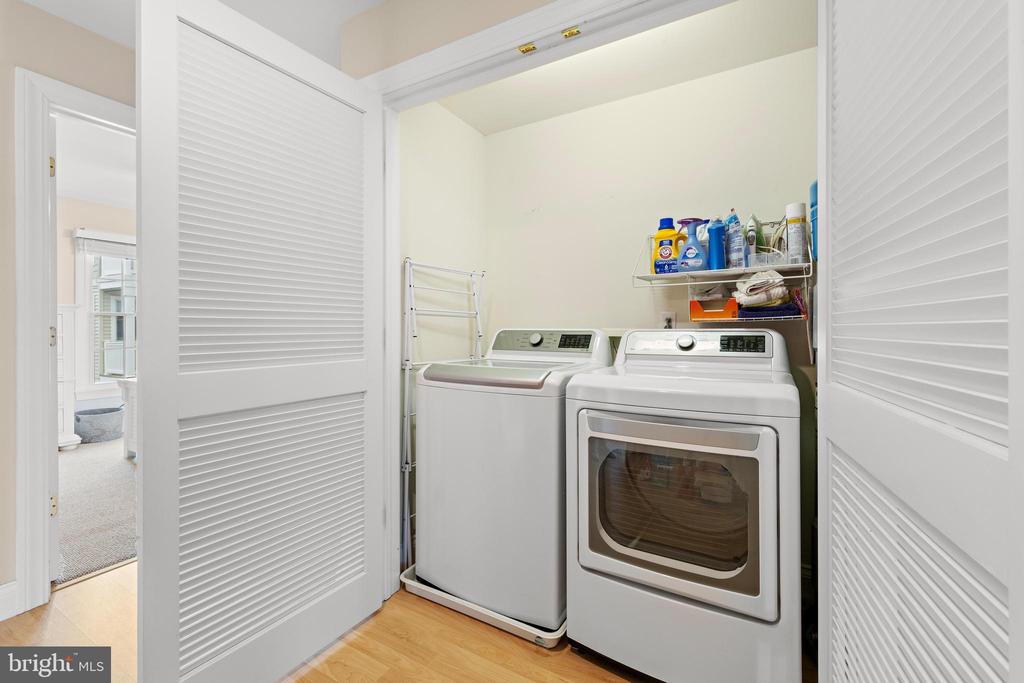 2 E CALIFORNIA AVENUE Unit: B
