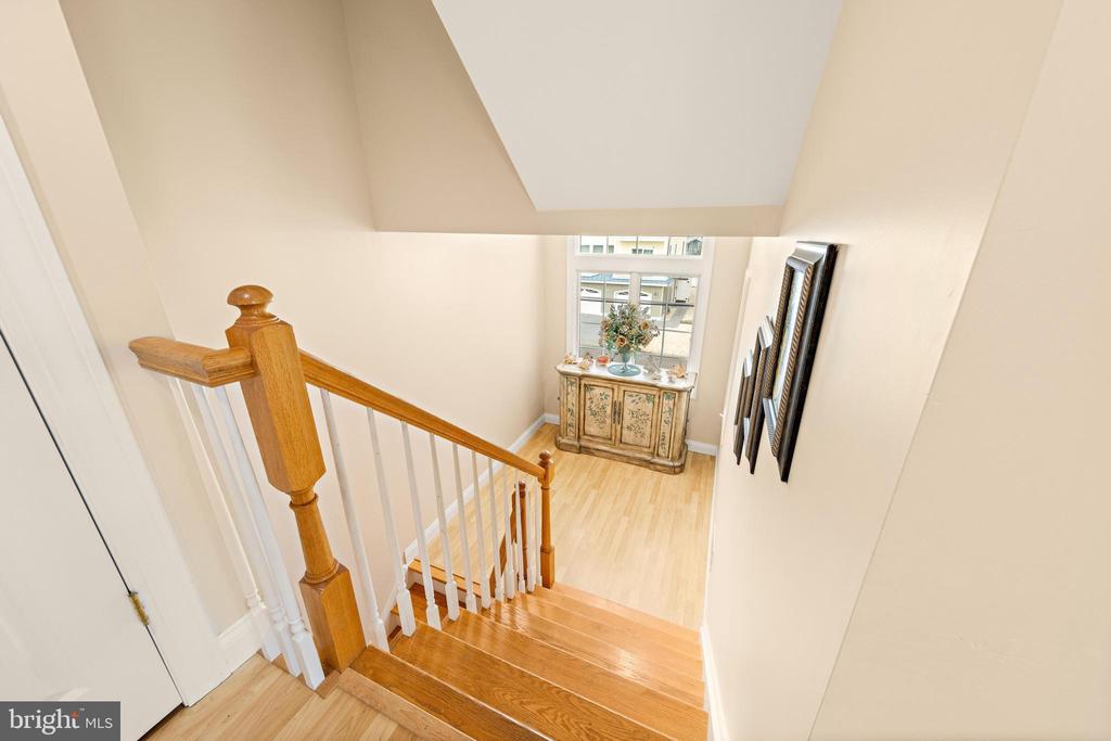2 E CALIFORNIA AVENUE Unit: B