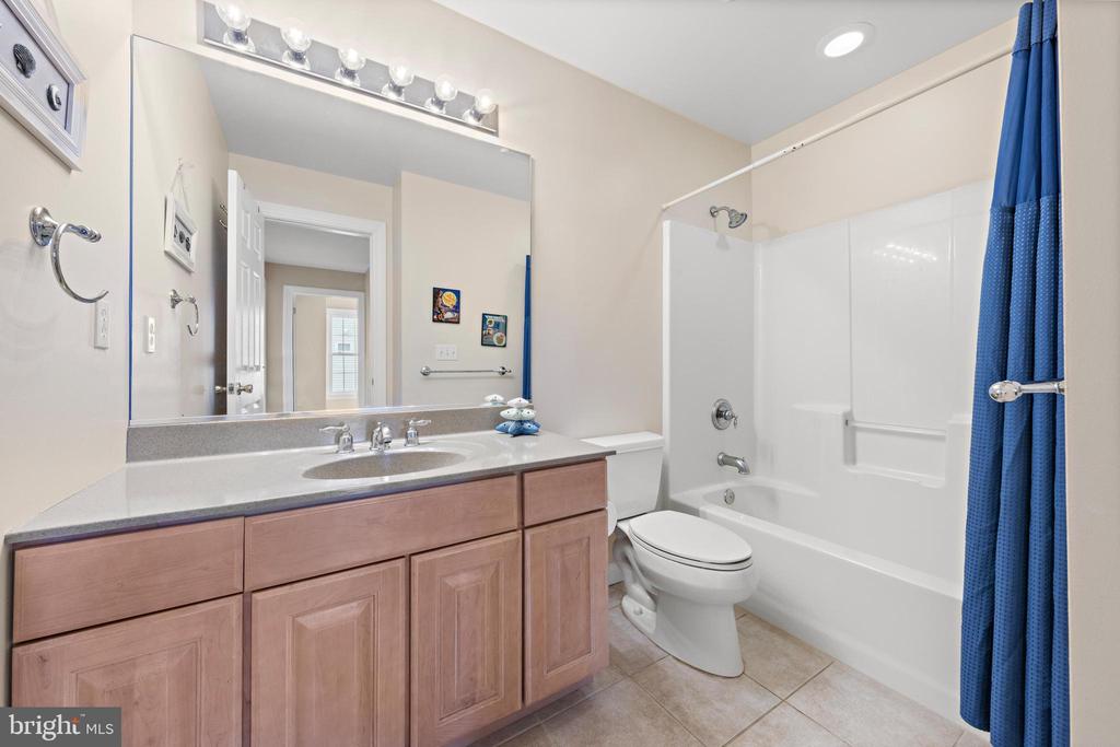 2 E CALIFORNIA AVENUE Unit: B