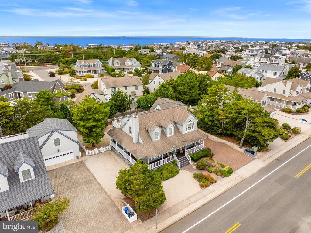 10608 BEACH AVENUE