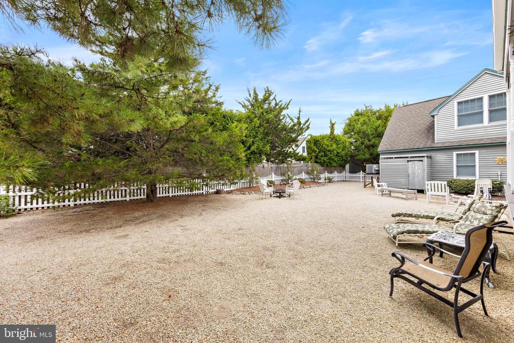 10608 BEACH AVENUE